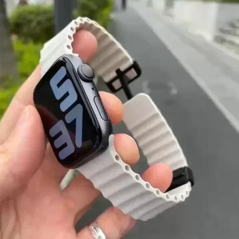 Magnetic Buckle Watch