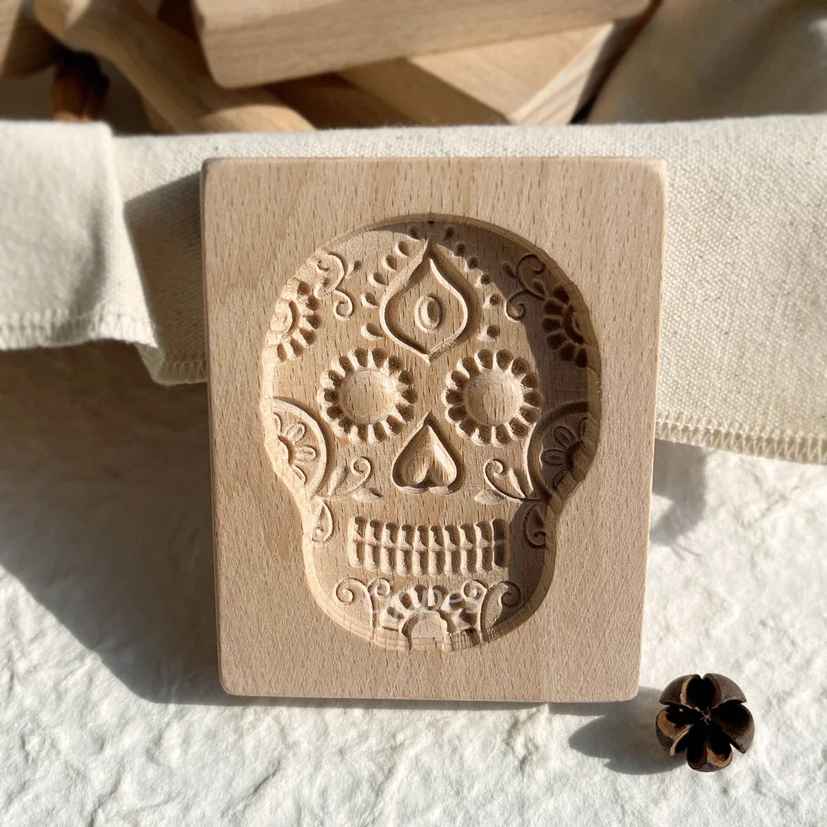 Wooden Cookie Molds for Halloween, 3D Carved Embossed Gingerbread Mould for Baking, Pumpkin Skull Ghost Witch Jack O 'Lantern